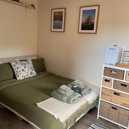 The Cotswold Nook Hotel Dursley Bagian luar foto